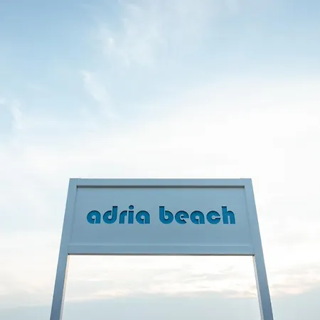 호텔 Adria 3*