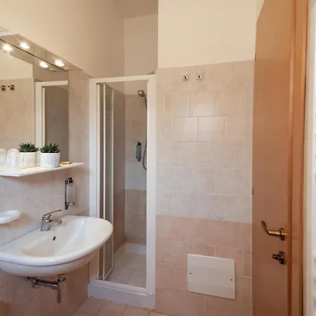 Adria Hotel 3*